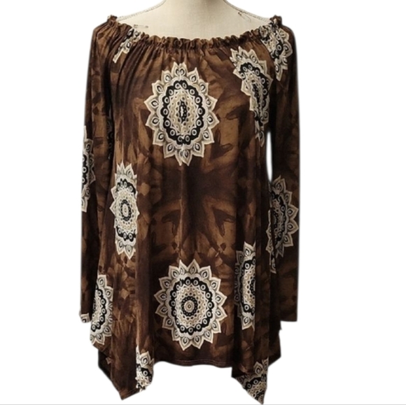Tops - Brown Mandala Print Off-Shoulder Top